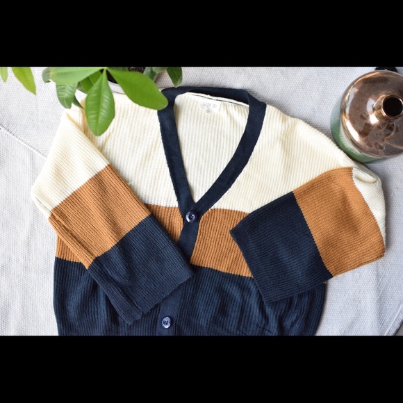 Sienna Sky Sweaters - Cropped Wide Sleeve Sweater